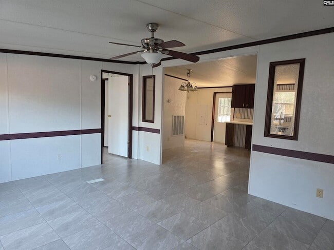 Building Photo - 135 Buckeye Ct