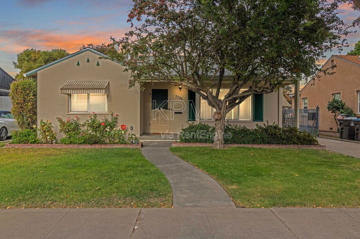 Foto principal - 2236 N Orange St