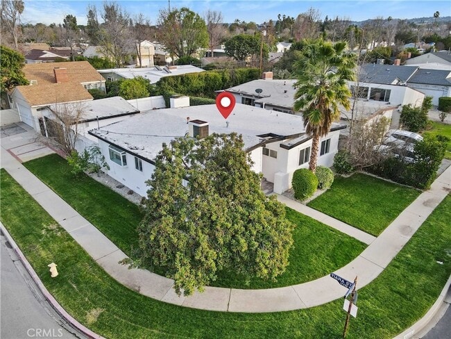 Foto del edificio - 5942 Graves Ave