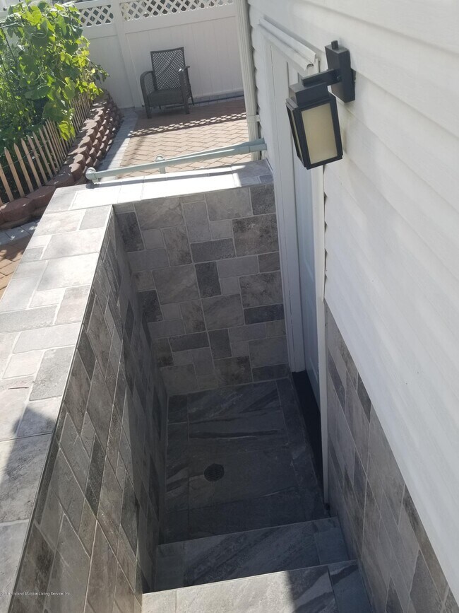 Foto del edificio - 172 Giffords Ln