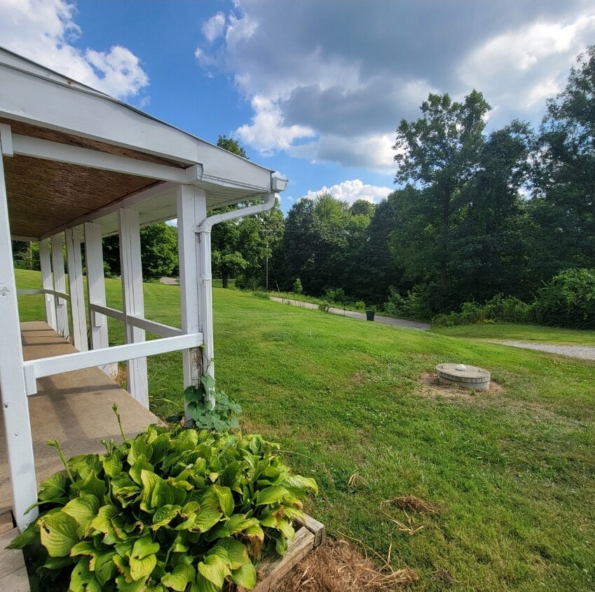 Primary Photo - 3740 E Darlington Rd