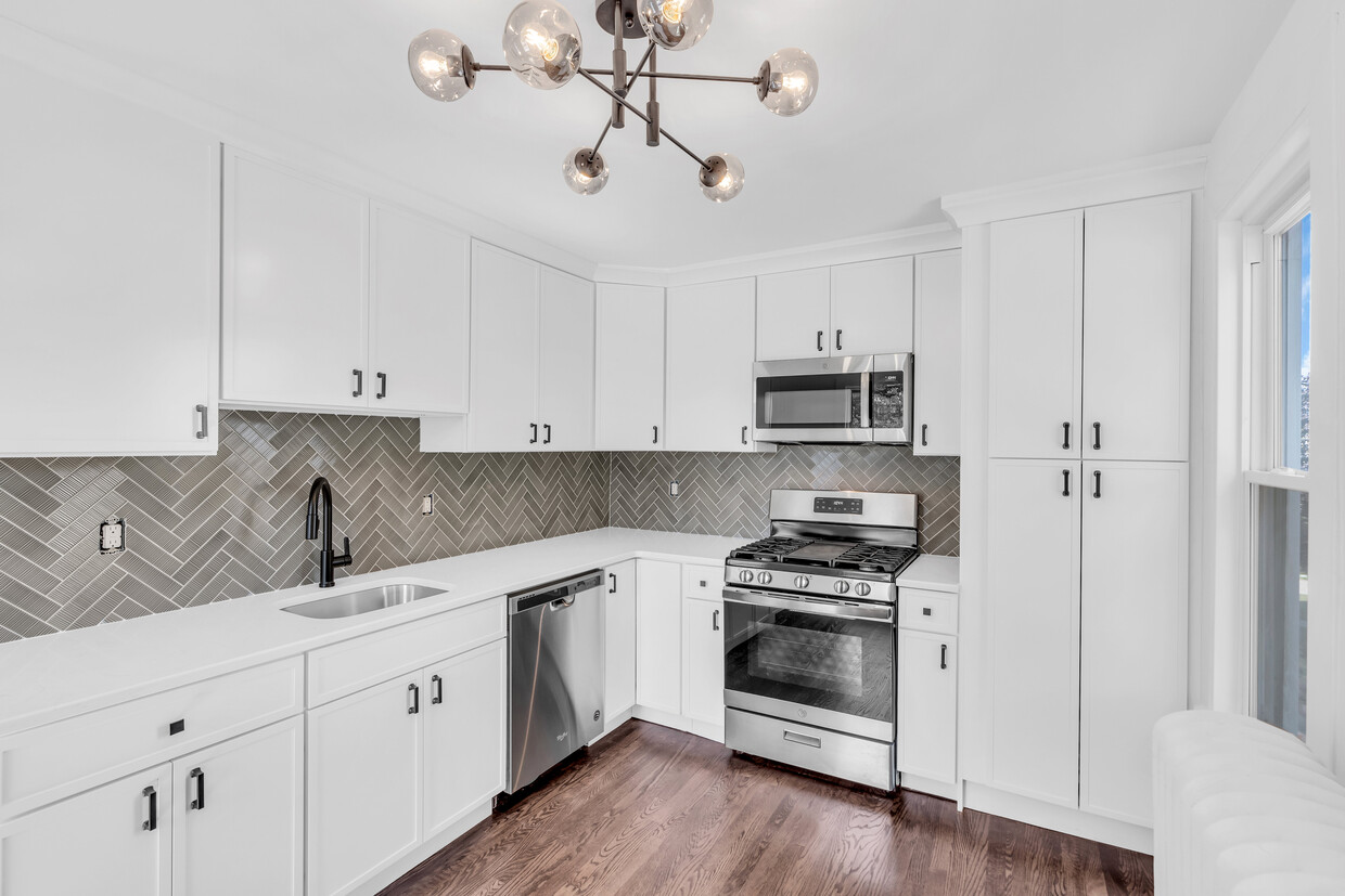 Foto principal - 298 Liberty St