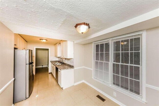 Foto del edificio - 2659 Smoke House SW Pl