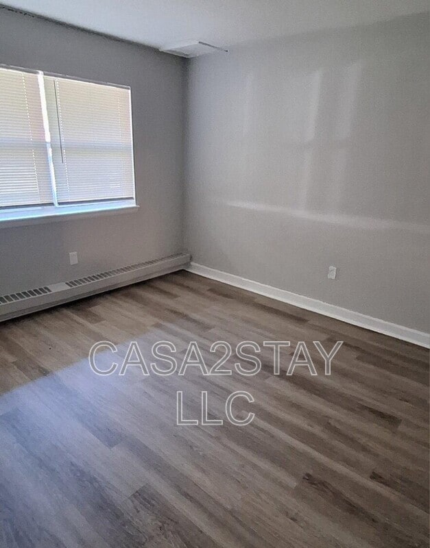 Foto del edificio - 2120 St Johns Pl