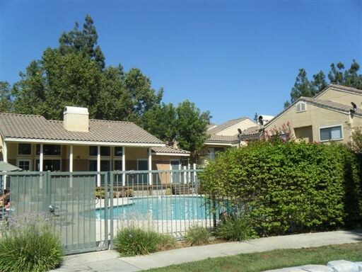 Building Photo - 10655 Lemon Ave