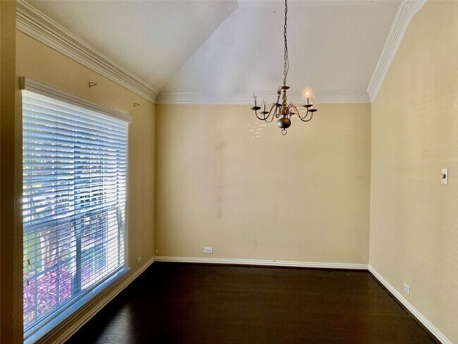 Building Photo - 7038 Cornflower Ln