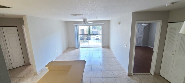 Foto del edificio - 940 Village Trail