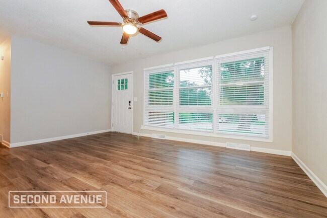 Foto del edificio - 401 Lacy Ln