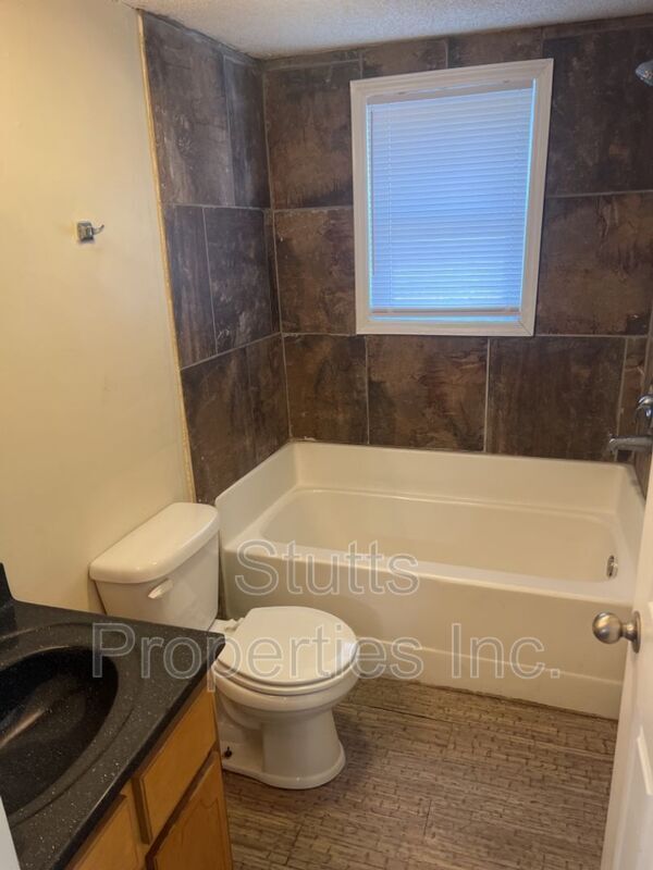 Foto del edificio - 415 Hudson St