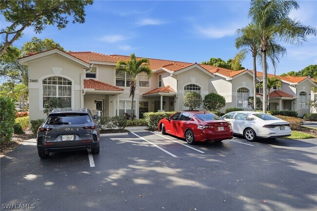 Foto del edificio - 2460 Old Groves Rd