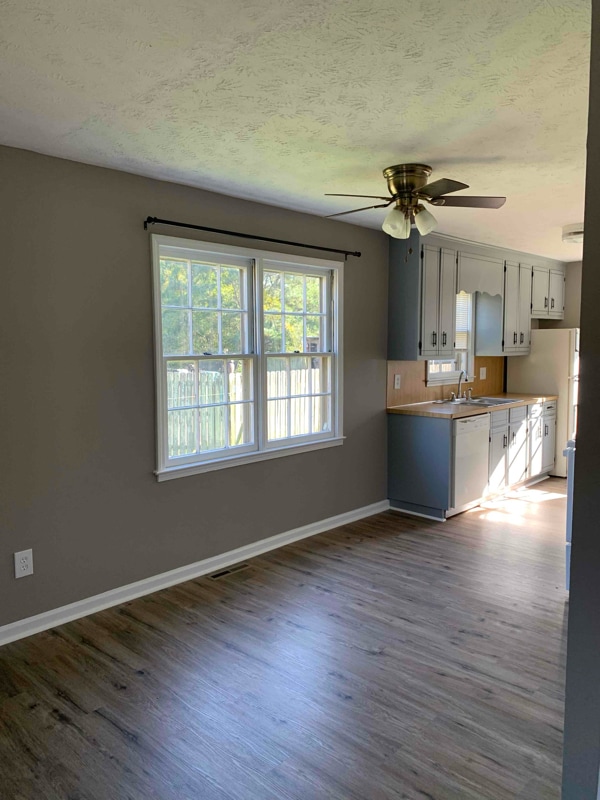 8 Casey Ln Unit A, Cartersville, GA 30121 Room for Rent in