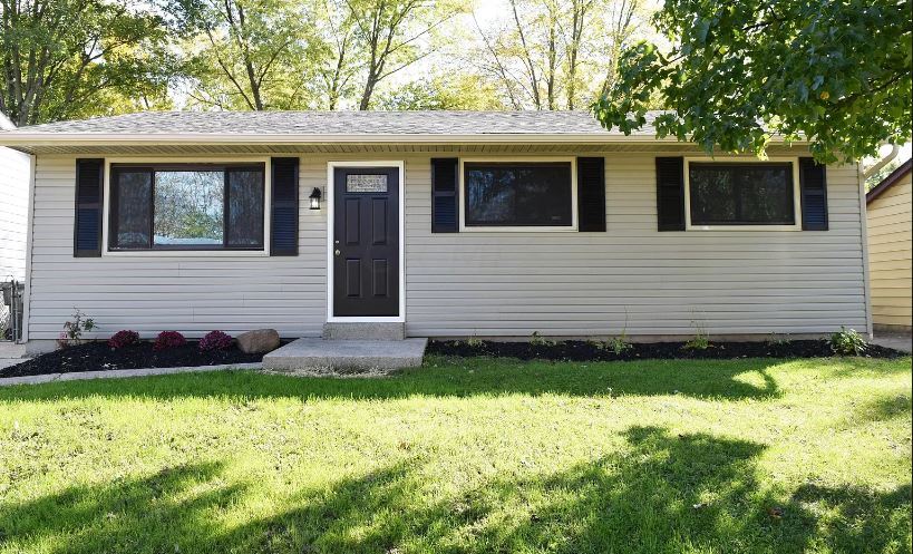Primary Photo - 4584 Fairgrove Rd
