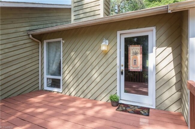 Foto del edificio - 204 Brambleton Ct