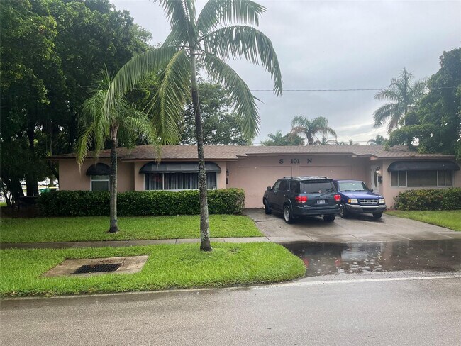 Foto del edificio - 101 Fronton Blvd