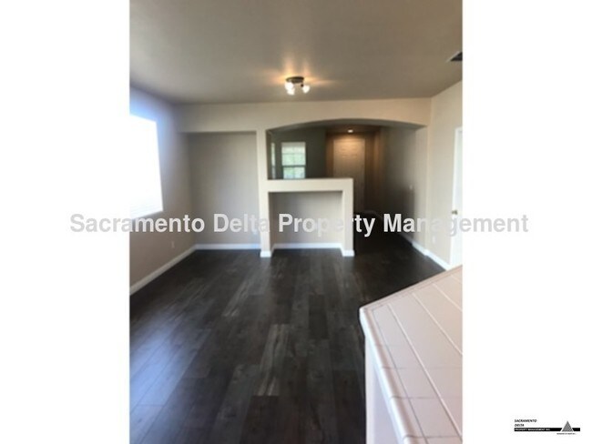 Foto del edificio - 3445 Molokai Rd