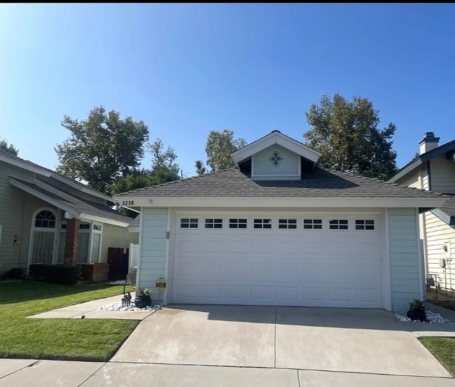 Building Photo - 3238 Canary Ct