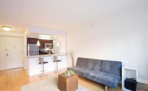Foto del edificio - 545 W 23rd St