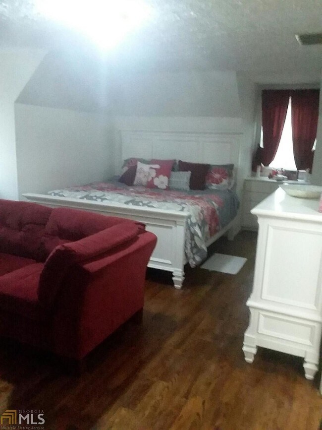 Building Photo - 1460 Big Bear Cove NE