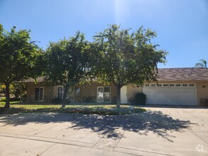 Building Photo - 1234 Kendi Ln