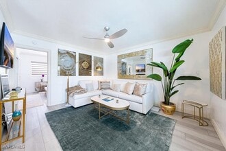 Building Photo - 540 4th Ave S Building Photo - 540 4th Ave S