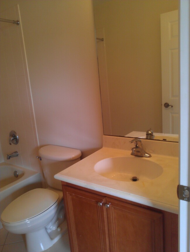Segundo baño en suite - 16177 Sierra Palms Dr