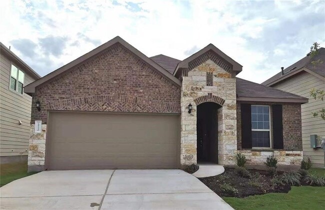 Building Photo - 14110 Alloro Dr