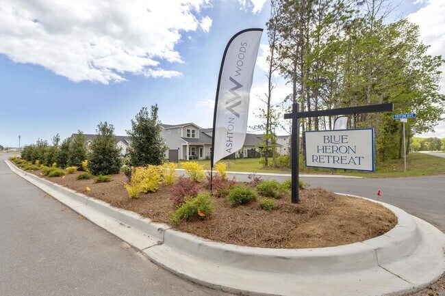 Foto del edificio - 730 Ebb Tide Rd