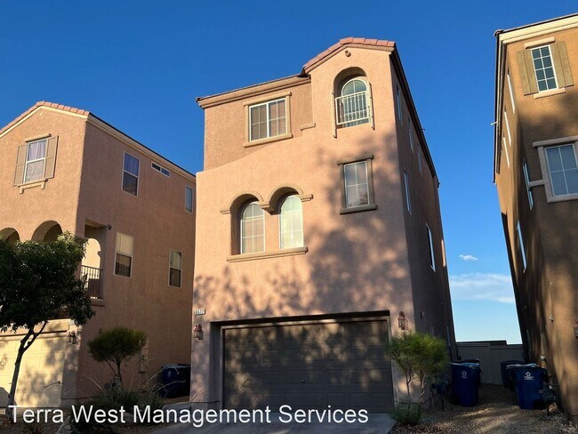 Foto del edificio - 3 br, 3 bath House - 6672 Colorado Spruce St.
