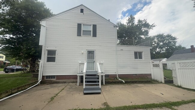 Foto del edificio - 2206 Dundee Ave