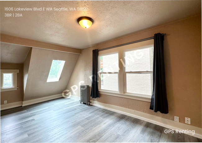 Foto del edificio - 1606 Lakeview Blvd E