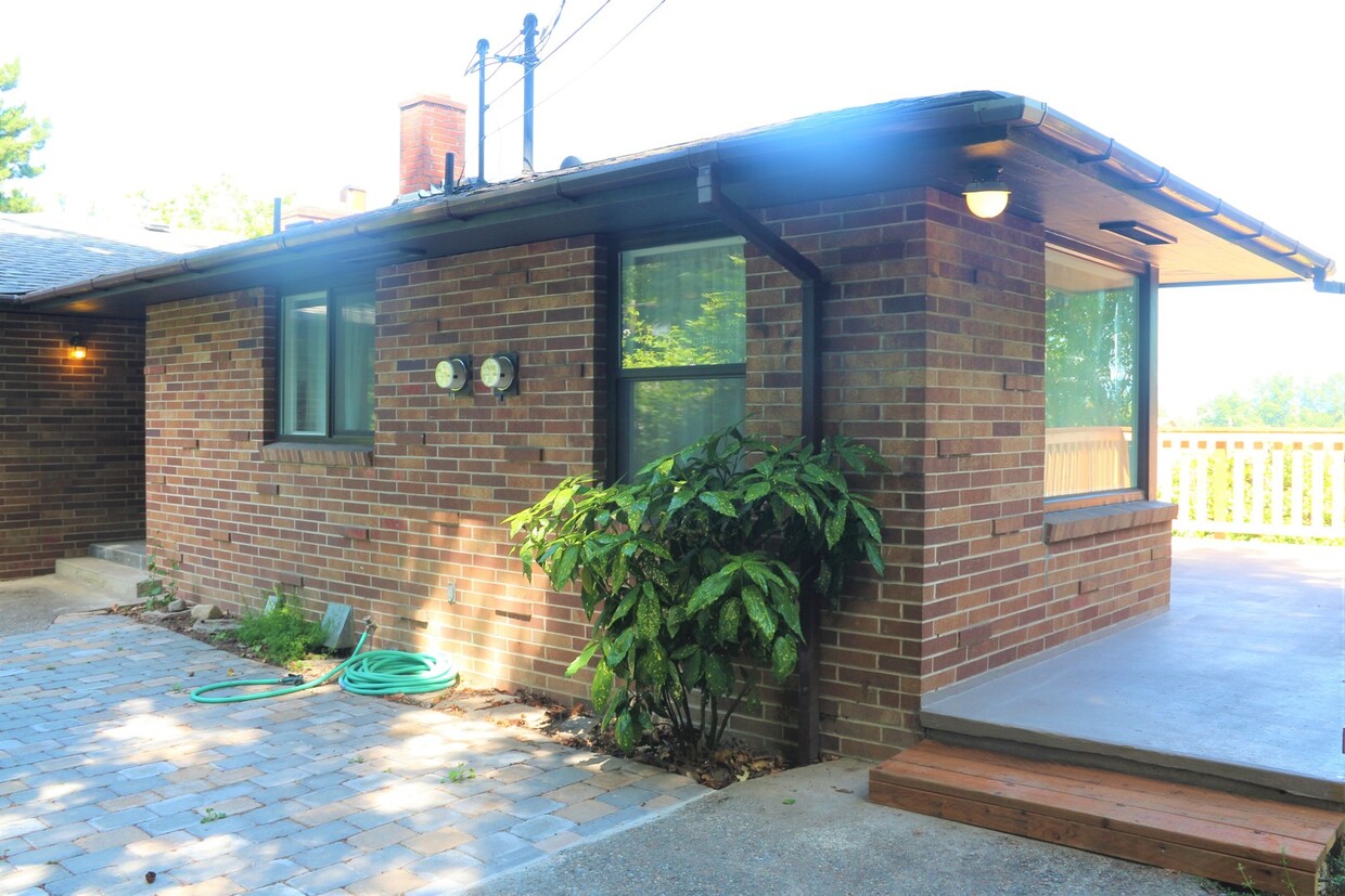 Primary Photo - 4053