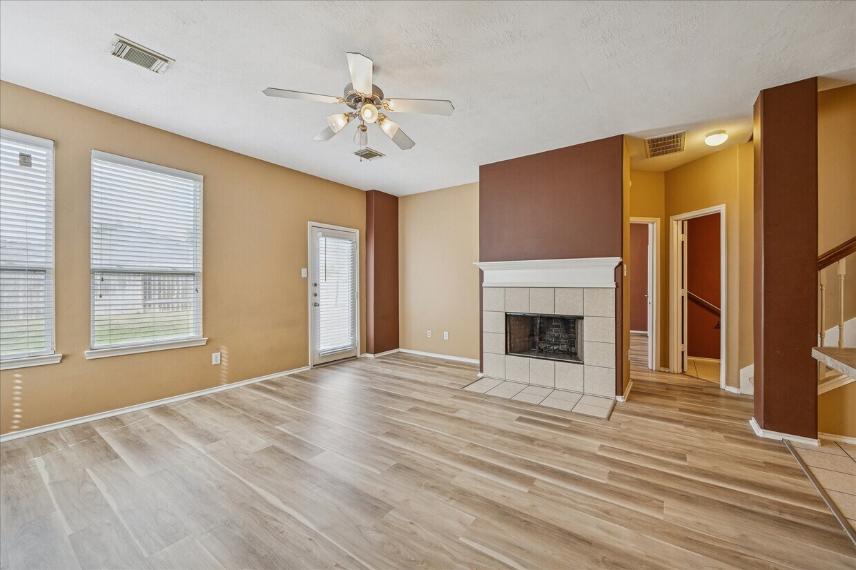 Building Photo - 9223 Carlin Bend Ln