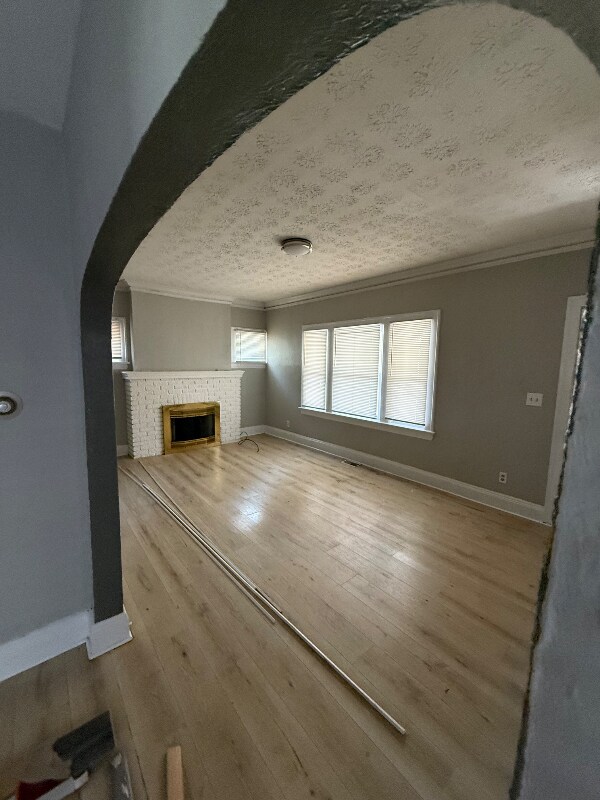 13509 Edgewood Ave Cleveland, OH 44105 – photo 3