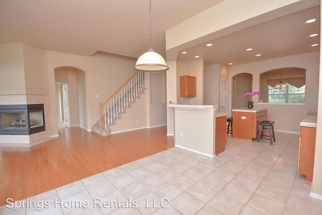 Building Photo - 4259 Thornbury Way