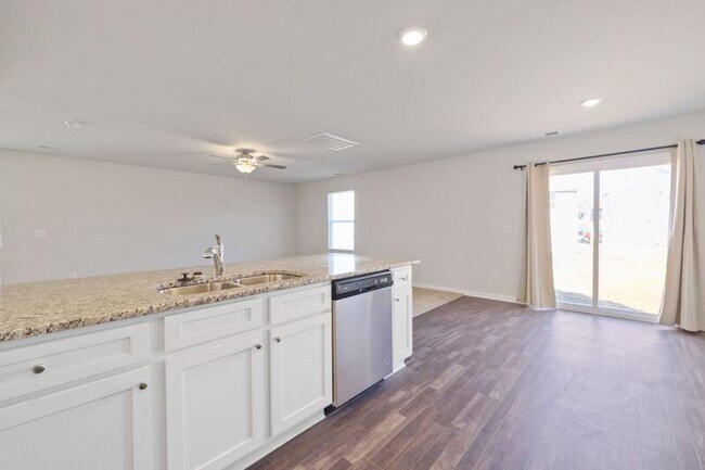 Foto del edificio - 2110 Briar Run Dr