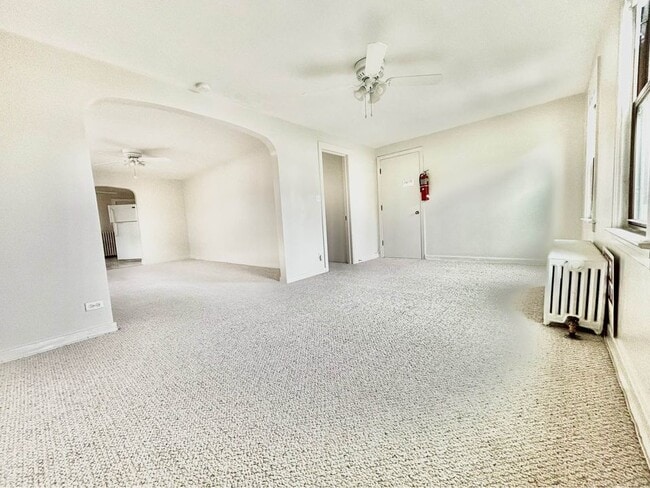Foto del edificio - 2618 73rd Ave