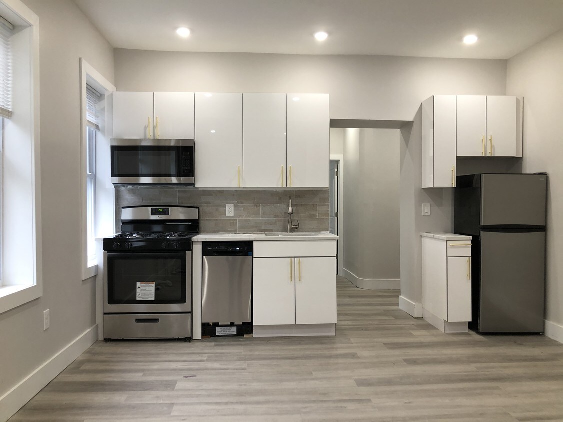 384 Baldwin Ave Unit 9Q, Jersey City, NJ 07306 Condo for Rent in