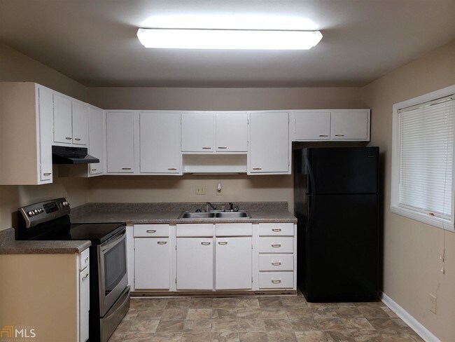 Building Photo - 6790 Gillis Ct