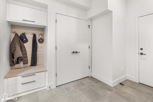 Photo - 1724 Irving St Apartment