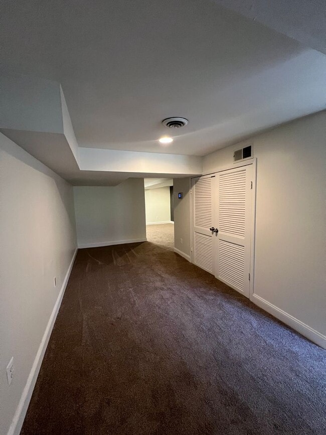 Building Photo - 2333 Eutaw Pl