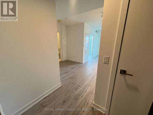 Building Photo - 252 Church St