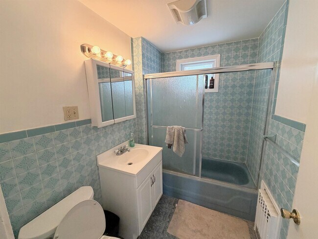 Foto del edificio - 27 Conwell Ave