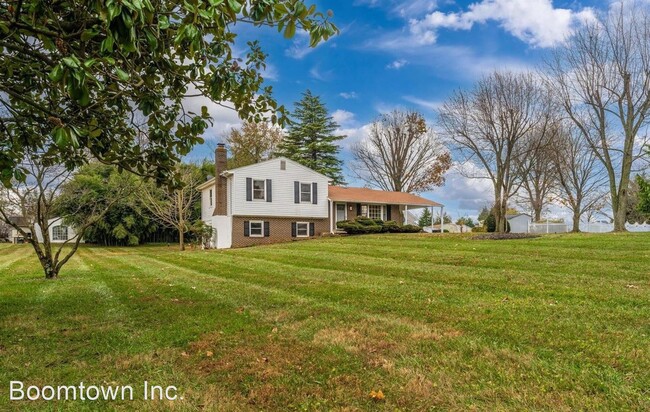 Building Photo - 4 br, 3 bath House - 3129 Pheasant Run Road