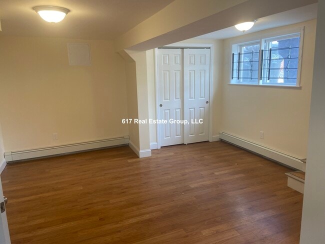 Foto del edificio - 381 Harvard St