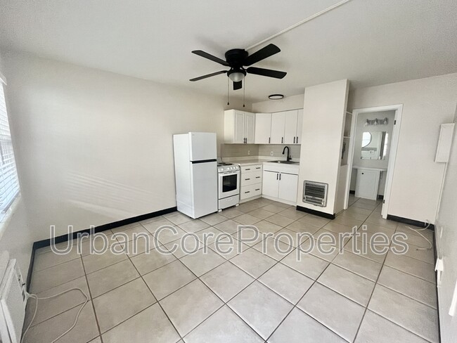 Building Photo - 105 7th Ave N