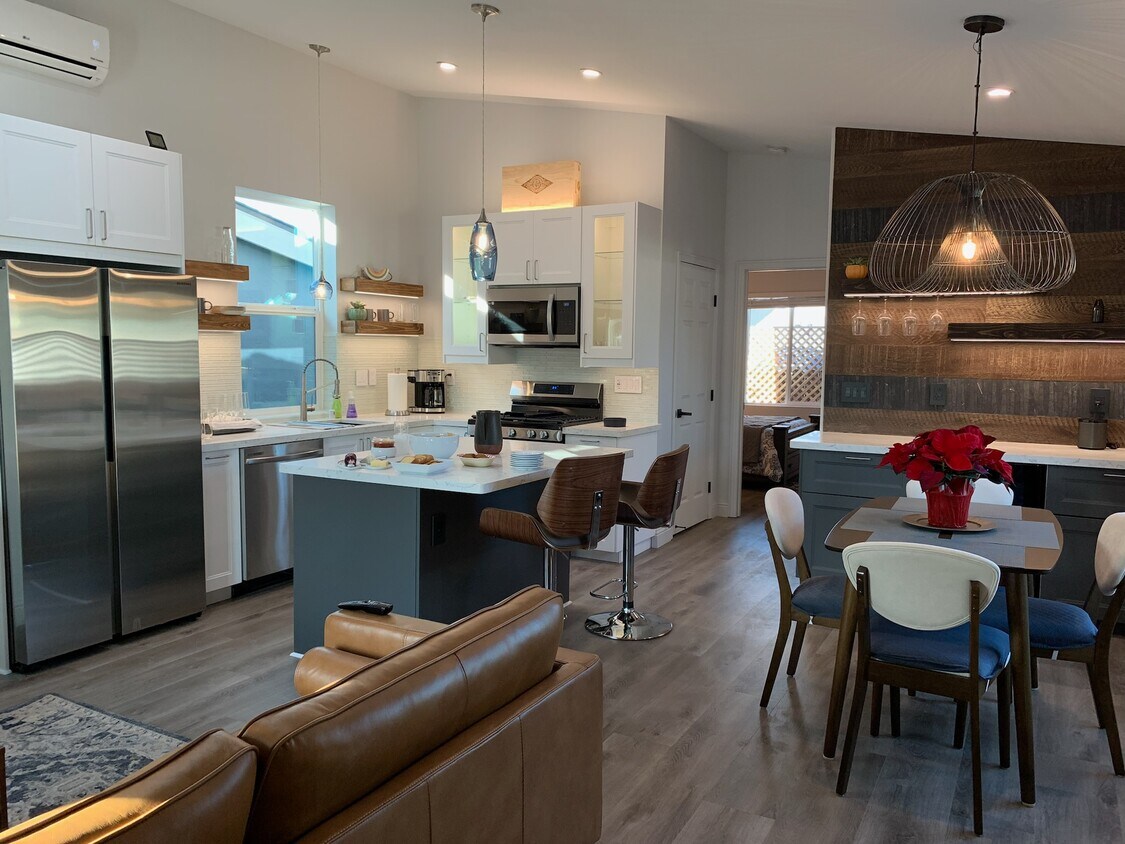Foto principal - 1150 Emily Ave