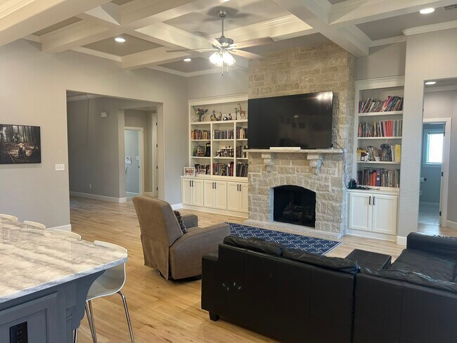 Foto del edificio - 4207 S 167th E Ave