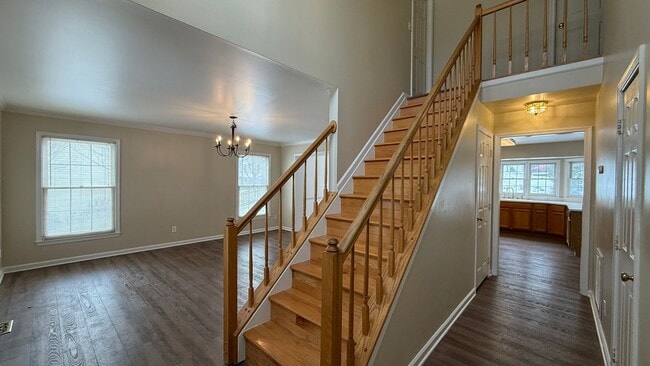 Photo - Hampton Oaks Colonial House