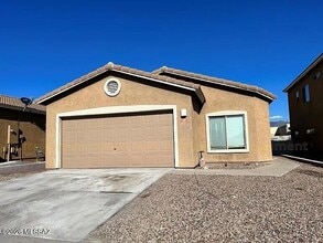 Building Photo - 1037 S Speckled Stone Way
