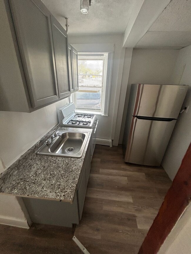 Building Photo - 1 Hitchcock Rd